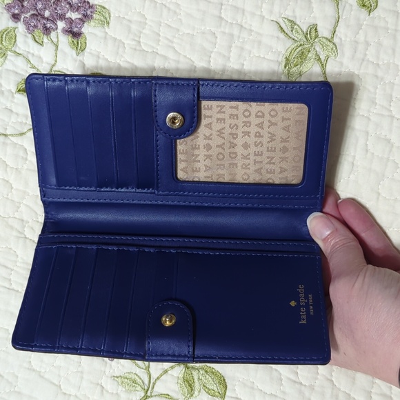 Wallet - Picture 2 of 3